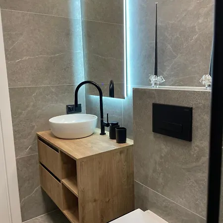 Apartment фурманська, 3 *